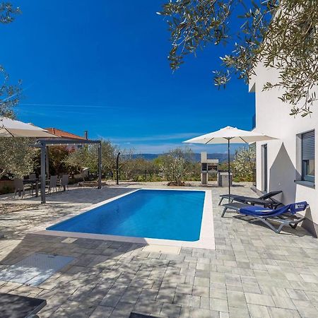 Villa Lio With Private Pool Linardici Экстерьер фото