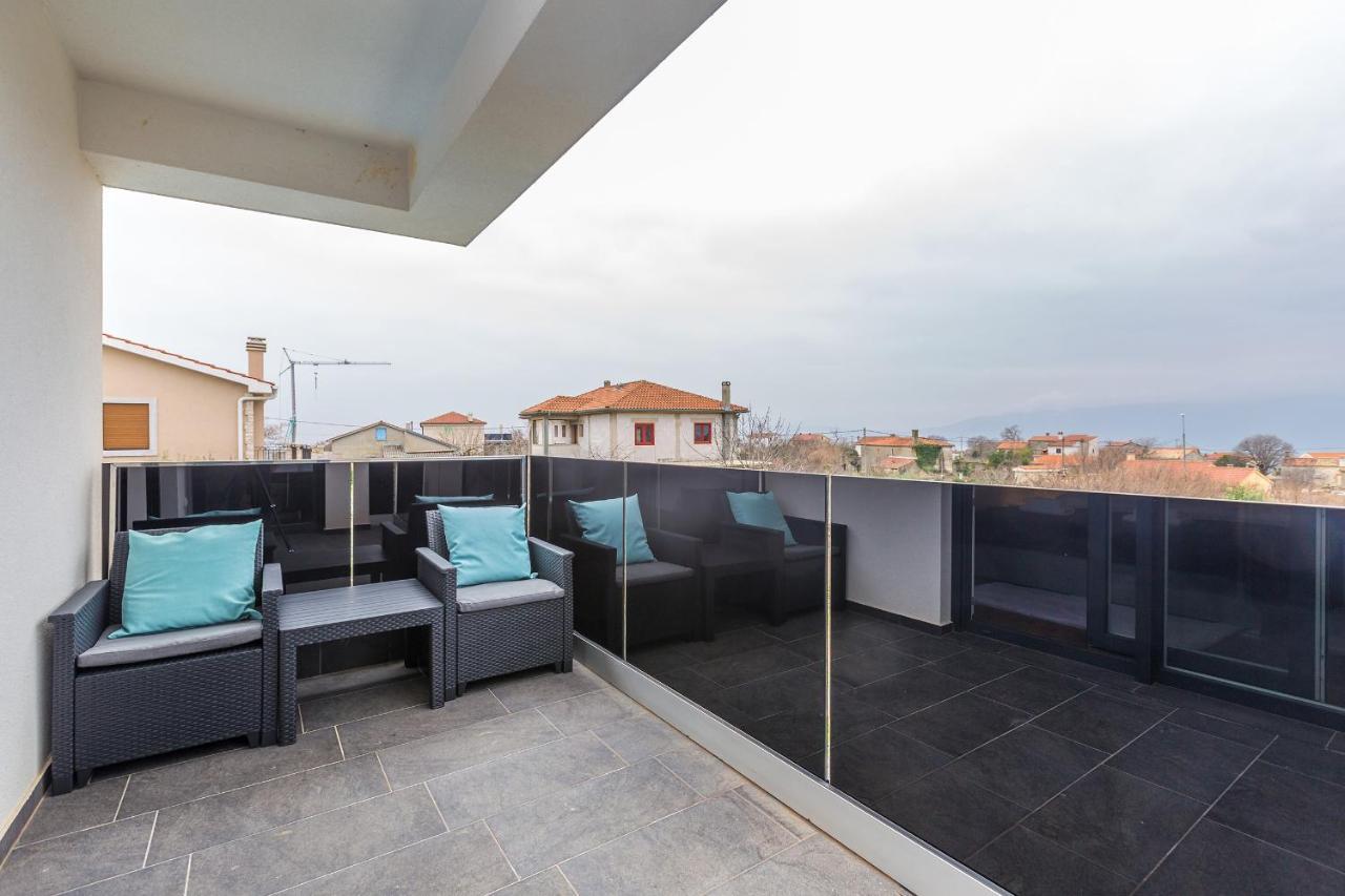 Villa Lio With Private Pool Linardici Экстерьер фото